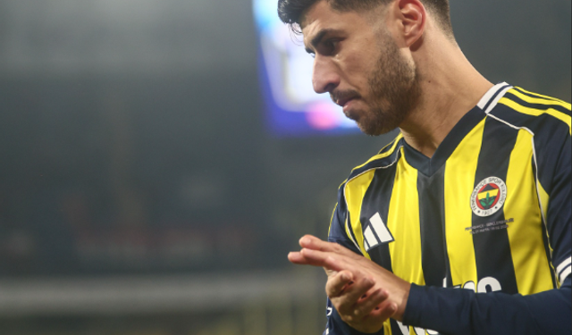 Fenerbahçe’den O Oyuncuya İltifat!! “İyi Ki Bizimlesin”...