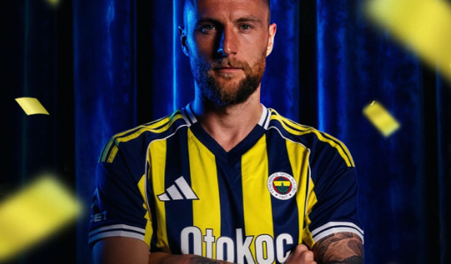 Fenerbahçe Oyuncusunun Doğum Gününü Böyle Kutladı!