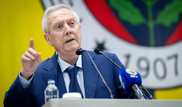 Aziz Yıldırım'dan Fenerbahçe Camiasına Şampiyonluk Mesajı: "Pes Etmek Yok"
