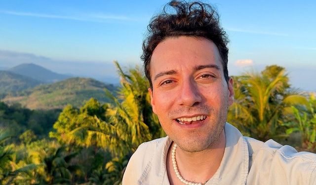 Enes Batur YouTube’a Geri Döndü: "Hayattayım Vlog" Videosu Canlı İzle!