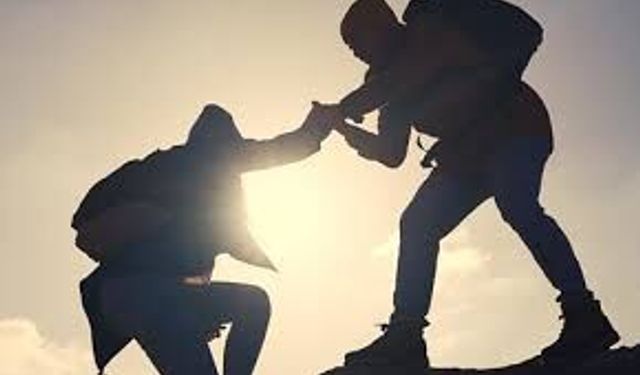 Güvenli İlişkiler Kurmak: Psikologların Tavsiye Ettiği Yöntemler