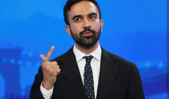 New York Belediye Başkanı Zohran Mamdani Kimdir? Mevzular Açık Mikrofon’a Konuk Mu Oluyor?