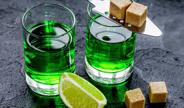 Absent Pigalle Fiyatı Ne Kadar? 2026 70 Cl İsviçre Absinthe Fiyatı