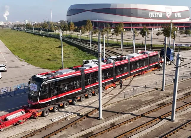 Samsun’a Yeni Tramvay Geldi! 402 Yolcu Kapasiteli Araç İçin Gözler O Tarihte
