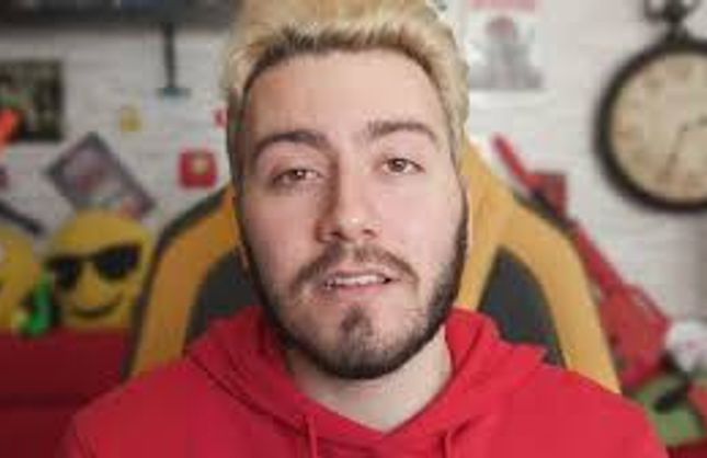 Youtuber Enes Batur Neden Göz Altına Alındı? Enes Batur Havalimanında Yakalandı!