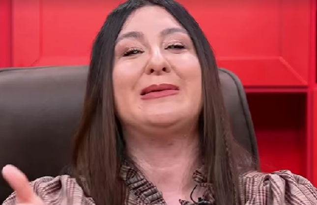 Yasemin Sakallıoğlu:” Hayat Devam Ediyor!”