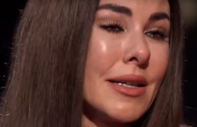 Defne Samyeli: “İnsanların Benim İçin Ne Söylediğini Umursamıyorum!”