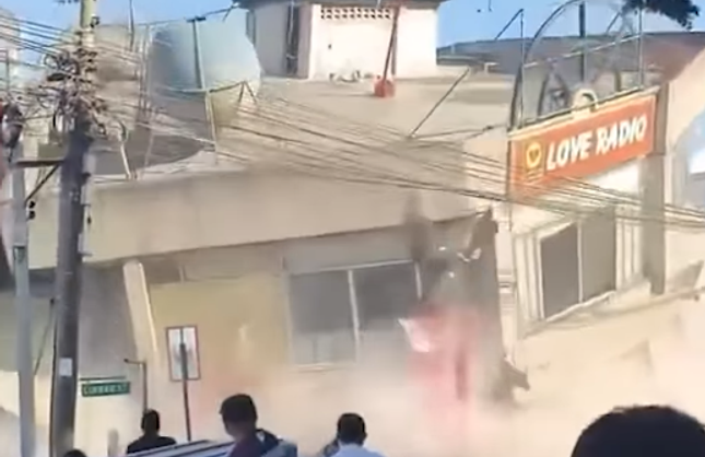 Filipinler’de 7.8 Büyüklüğünde Korkunç Deprem! Binalar Yıkıldı