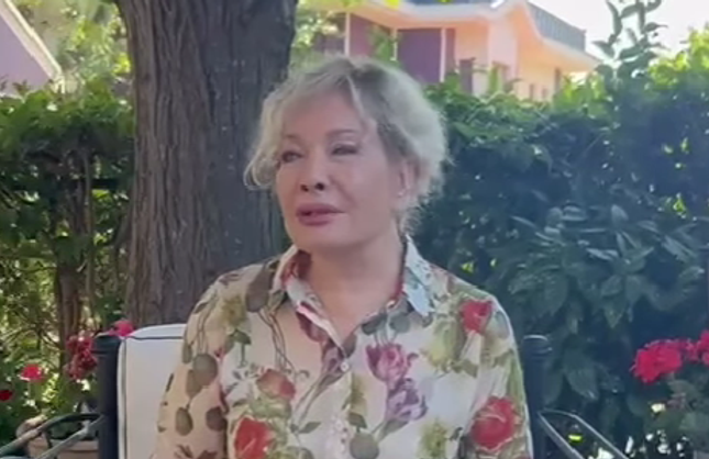 Emel Sayın Konserleri Acil İptal Etti! Rahatsızlığı Ne?