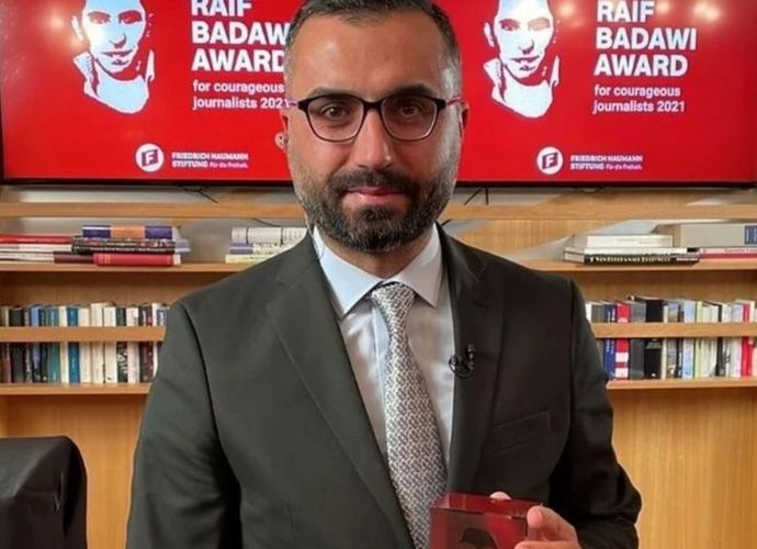 Gazeteci Alican Uludağ Kimdir? Neden Gözaltına Alındı? Suçu Ne?