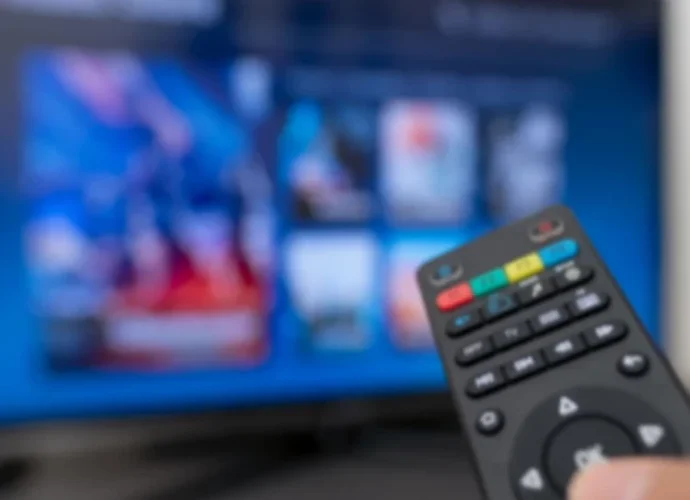 24 Nisan 2026 Cuma Reyting Sonuçları: Taşacak Bu Deniz, Kızılcık Şerbeti ve Arka Sokaklar Yarışı