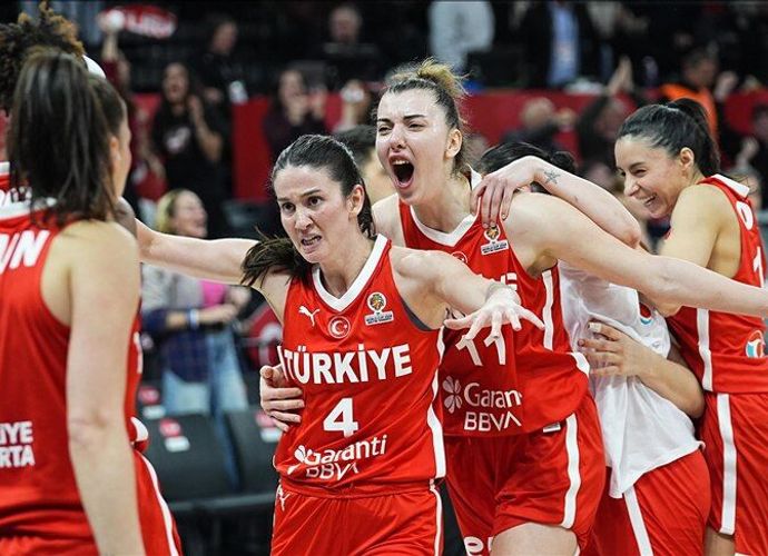 A Milli Kadın Basketbol Takımı Dünya Kupası Biletini Kaptı!