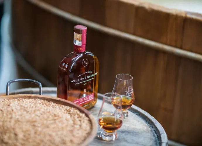 Woodford Reserve Bourbon Fiyatı 2026: Güncel Türkiye Viski Fiyat Listesi