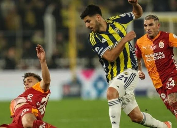 Galatasaray- Fenerbahçe Muhtemel İlk 11’ler