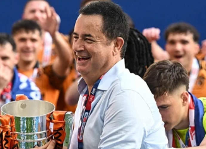 Premier Lige Çıkan Acun’un Takımı Hull City’nin Kasasına Ne Kadar Girecek?