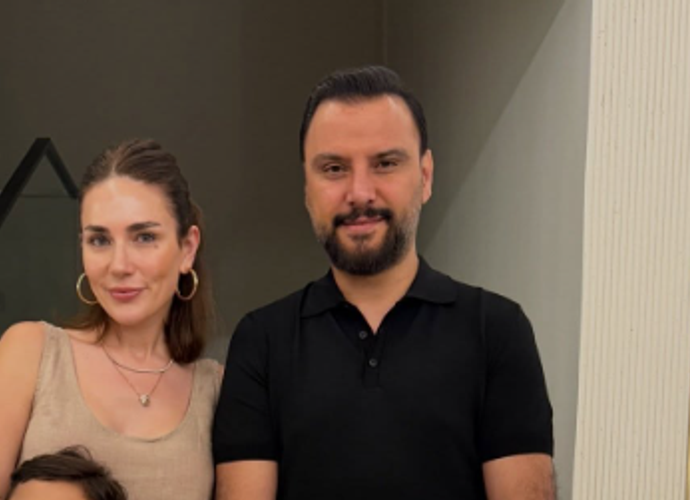 Alişan Bayram Mesajı Paylaştı! Kankisi Demet Akalın Hemen Beğendi!