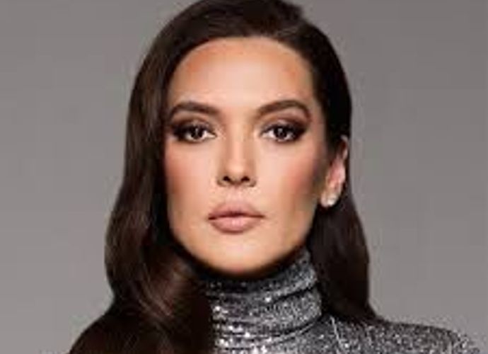 Demet Akalın Kaç Yaşında?