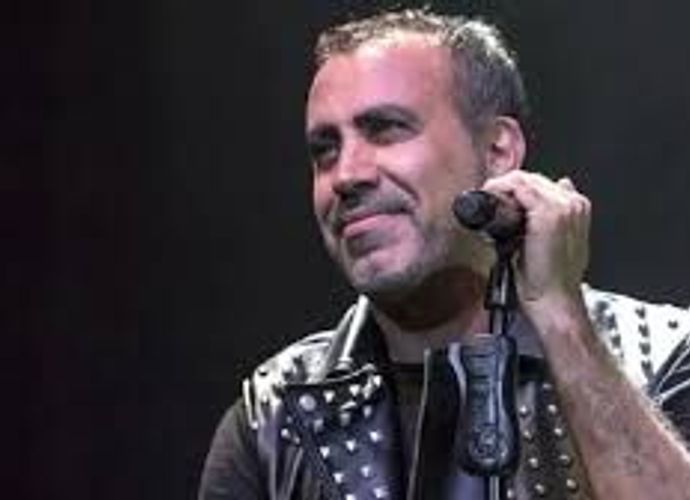 Haluk Levent’e Yöneltilen Soru:” Belediye Başkanı Olmayı Düşünür Müsünüz?”
