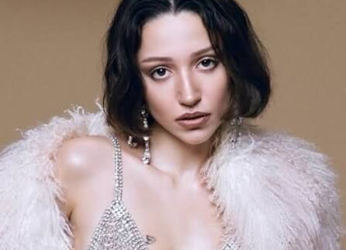Zeynep Bastık Kaç Yaşında? Zeynep Bastık Boyu Kaç?