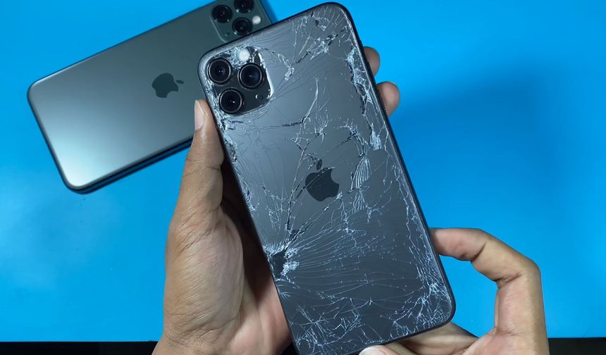 Kendi Kendini Onaran Telefon Ekranı 2028'de Geliyor — Ama Bu Sefer Gerçek mi?
