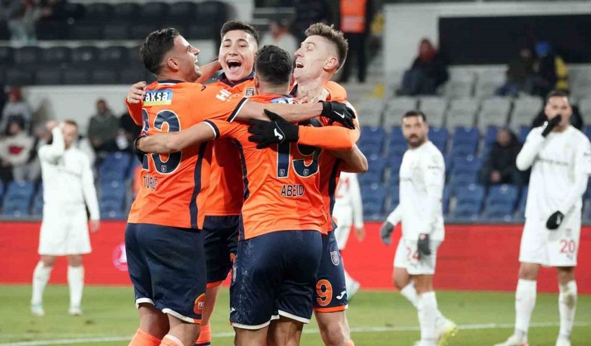 Trendyol Süper Lig: RAMS Başakşehir: 4 - Pendikspor: 1 (Maç sonucu)