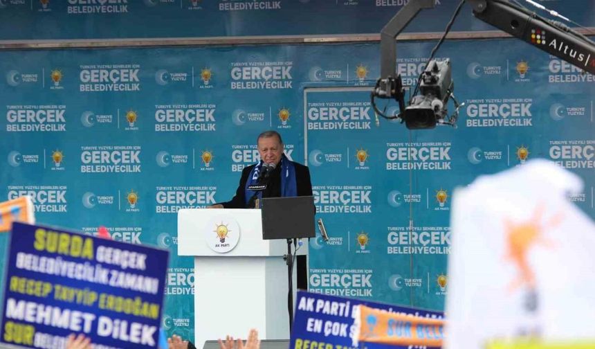 Cumhurbaşkanı Erdoğan Diyarbakır’da terör ve terör örgütü güdümlü siyaset dışı bir çözüm sürecine işaret etti