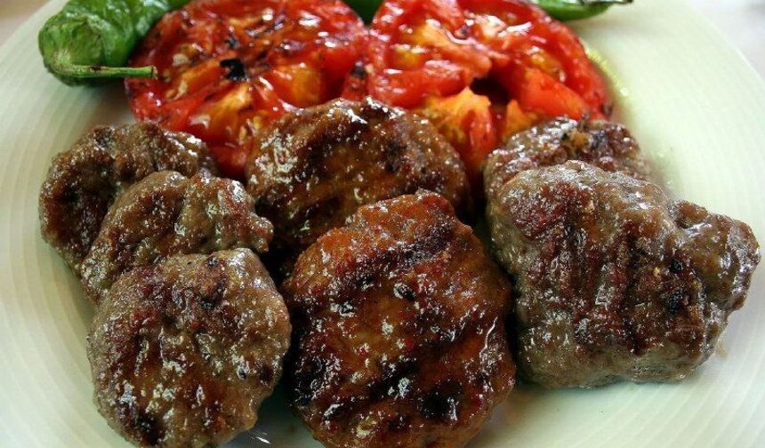 Dışı Çıtır - İçi Sulu Köfte Sırrı Ortaya Çıktı: Evde Lokanta Tadında Köfte Yapmanın Yolu