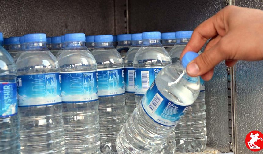 Ambalajlı Sularda Şok Gerçekler! Sağlık Bakanlığı'ndan Tüm Türkiye'yi İlgilendiren Denetim Hamlesi
