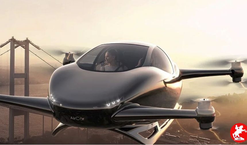 Uçan Arabada Tarihi An! AirCar’ın İlk İnsanlı Uçuşu Başarıyla Gerçekleşti