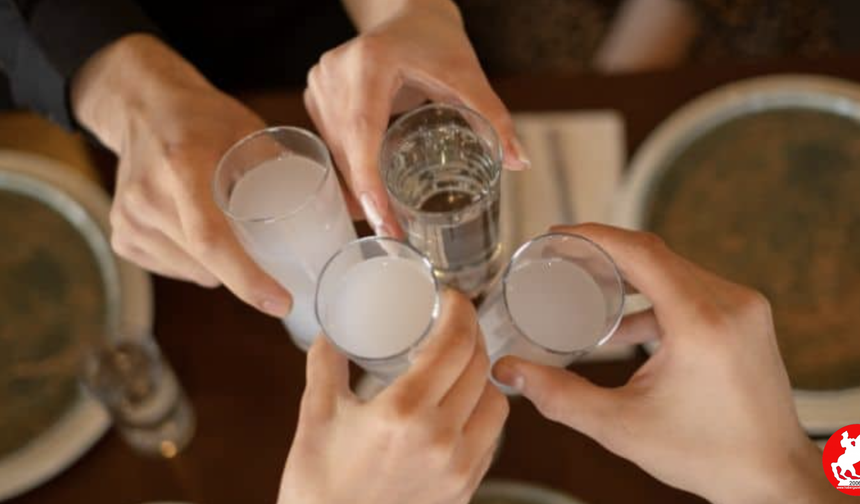 Artık Her Kadeh Lüks!” Rakı Fiyatlarına Bir Zam Daha