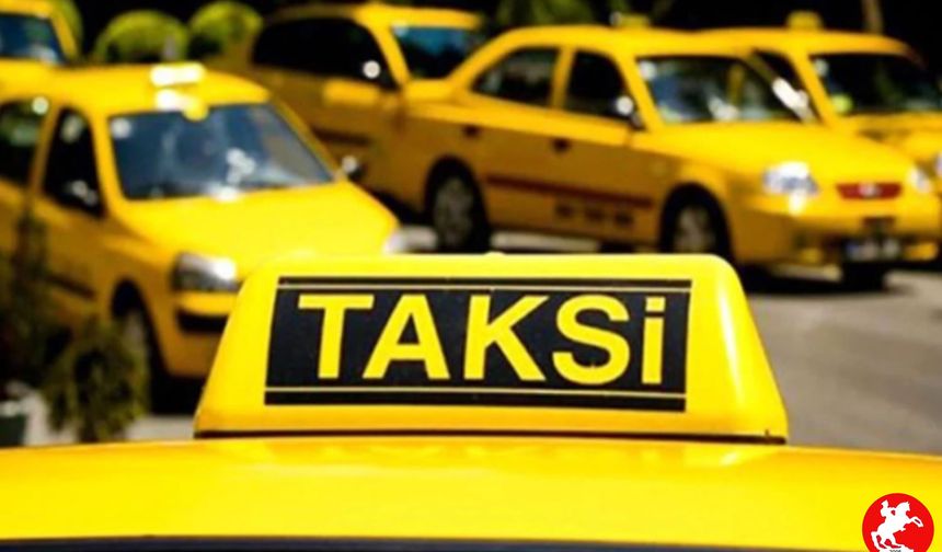 Antalya Havalimanı’nda Şok Gelişme! Yüzlerce Taksici Kontak Kapattı, Turistler Perişan Oldu