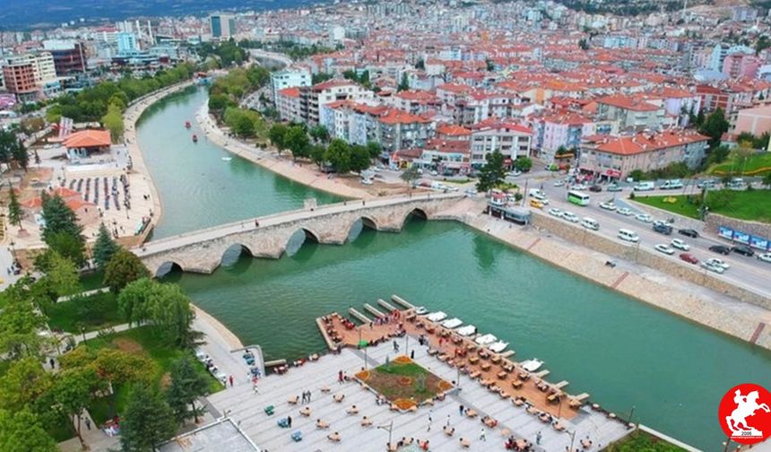 Tokat’tan 65 Yaş Üstüne Ücretsiz Kuaför Müjdesi: Gülbaharhatun ve Behzat BELMEK’te Hizmet