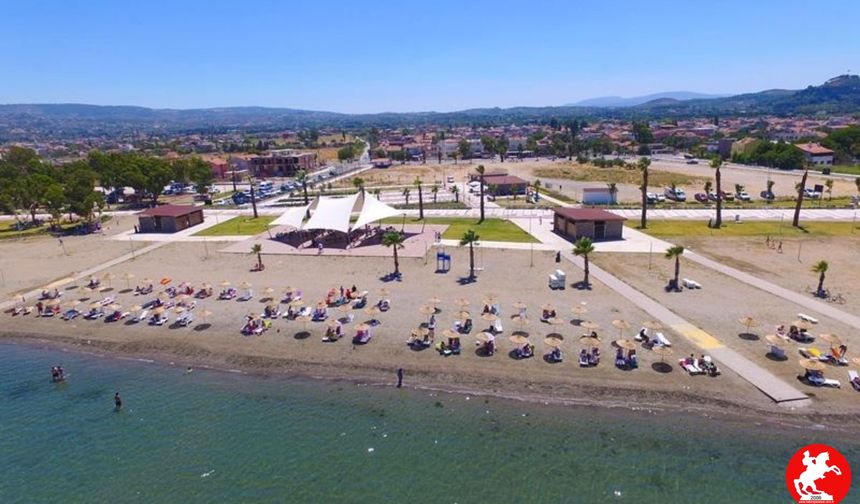 Yüzme Bilmeyenlerin Cenneti! İzmir’de Güvenli ve Huzurlu Bir Plaj Keşfedildi