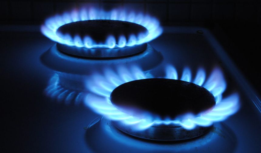 Bakan Bayraktar'dan Kritik Doğal Gaz ve Elektrik Açıklaması: "Faturalarınızı Düşük Tutmaya Devam Edeceğiz!"
