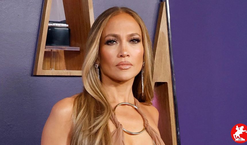 Jennifer Lopez İstanbul’da sahne alıyor! Devasa sahne, 70 tır malzeme, görsel-işitsel şölen 5 Ağustos’ta İstanbul'da