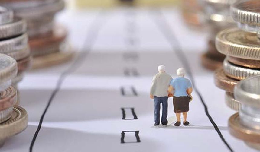 Milyonların Hayatı Değişiyor! İngiltere’de Yeni Emeklilik Sistemi Alarm Veriyor: İşte Detaylı Rehber