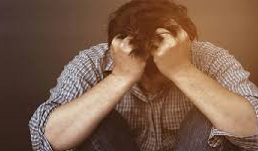 Depresyonda Olduğunuzu Gösteren 3 İşaret