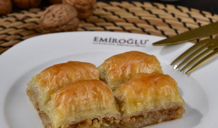 Bir Dilimle Başlayan Efsane: Gerçek Baklavanın Kusursuz Lezzeti