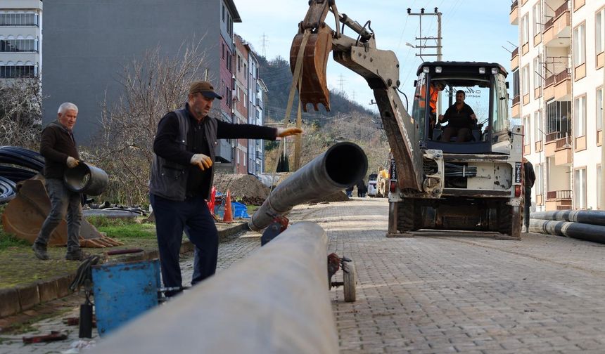 ALTINORDU ŞAHİNCİLİ'DE 40 YILLIK İÇME SUYU HATTI YENİLENDİ