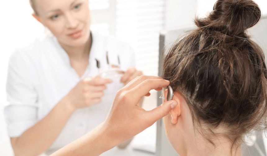 Minik Kulaklar İçin Büyük Teknoloji: Çocuk İşitme Cihazı ile Seslere Güvenli Adım