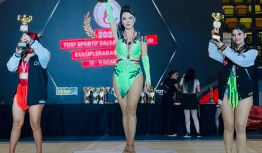 İranlı Parinaz 1. Oldu