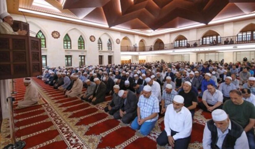 Samsun Bayram Namazı Saat Kaçta Kılınacak? 2026 Ramazan Bayramı Samsun Namaz Vakti