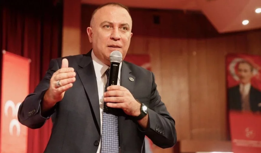 İzzet Ulvi Yönter Kimdir? Mhp’den Neden İstifa Etti? Kaç Yaşında, Nereli?