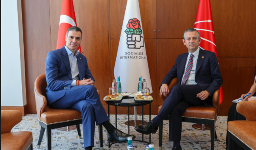 Özgür Özel’den Anlamlı Paylaşım.. Bakın Ne Paylaştı?