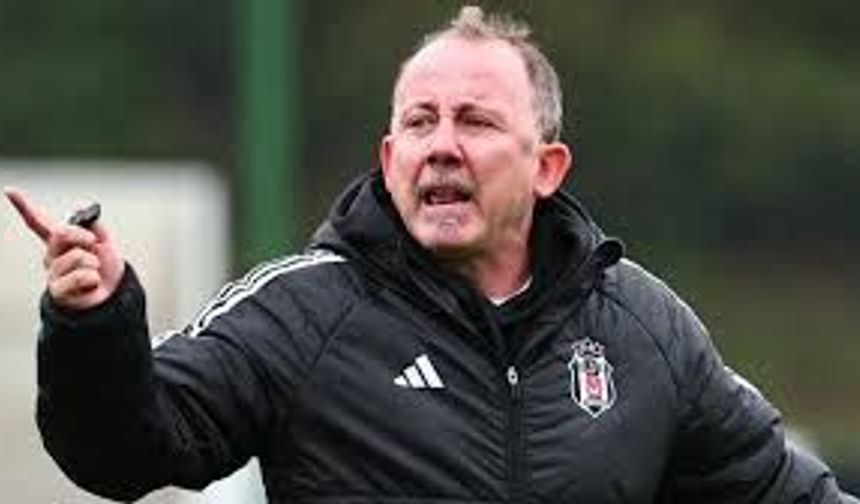 Beşiktaşlı Sergen Yalçın’dan Önemli Açıklamalar: “Hakem Kafasını Çeviriyor!”