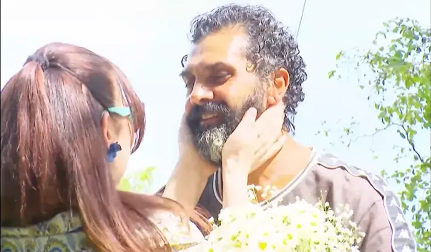 Survivor Birleşme Partisinde Tarihi Buluşma! Deniz Seki ve Bayhan Yıllar Sonra Aynı Sahneye Çıkıyor