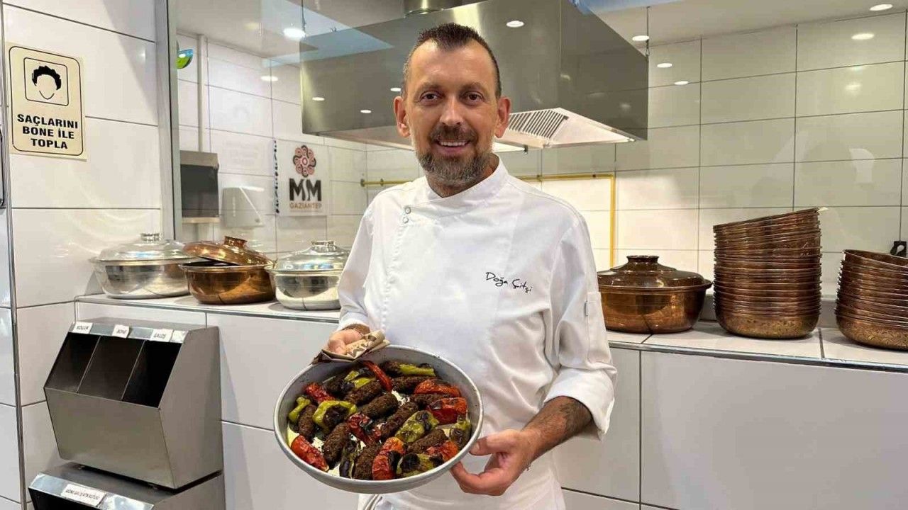 Simit Kebabi Gastronomi kenti Gaziantep’in simit kebabı turistlerin ilgisini çekiyor