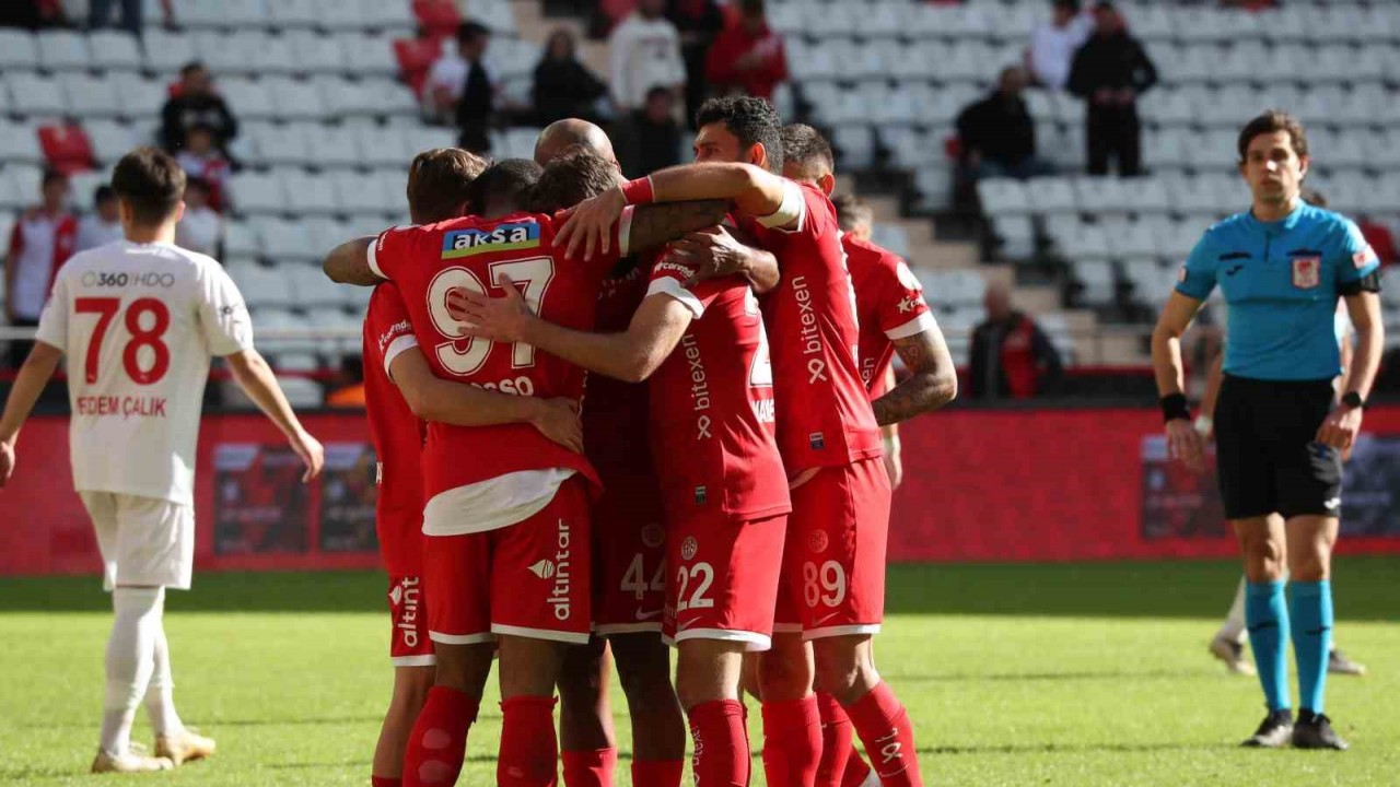 Ziraat Türkiye Kupası: Antalyaspor: 2 - Pendikspor: 1 (Maç Sonucu ...