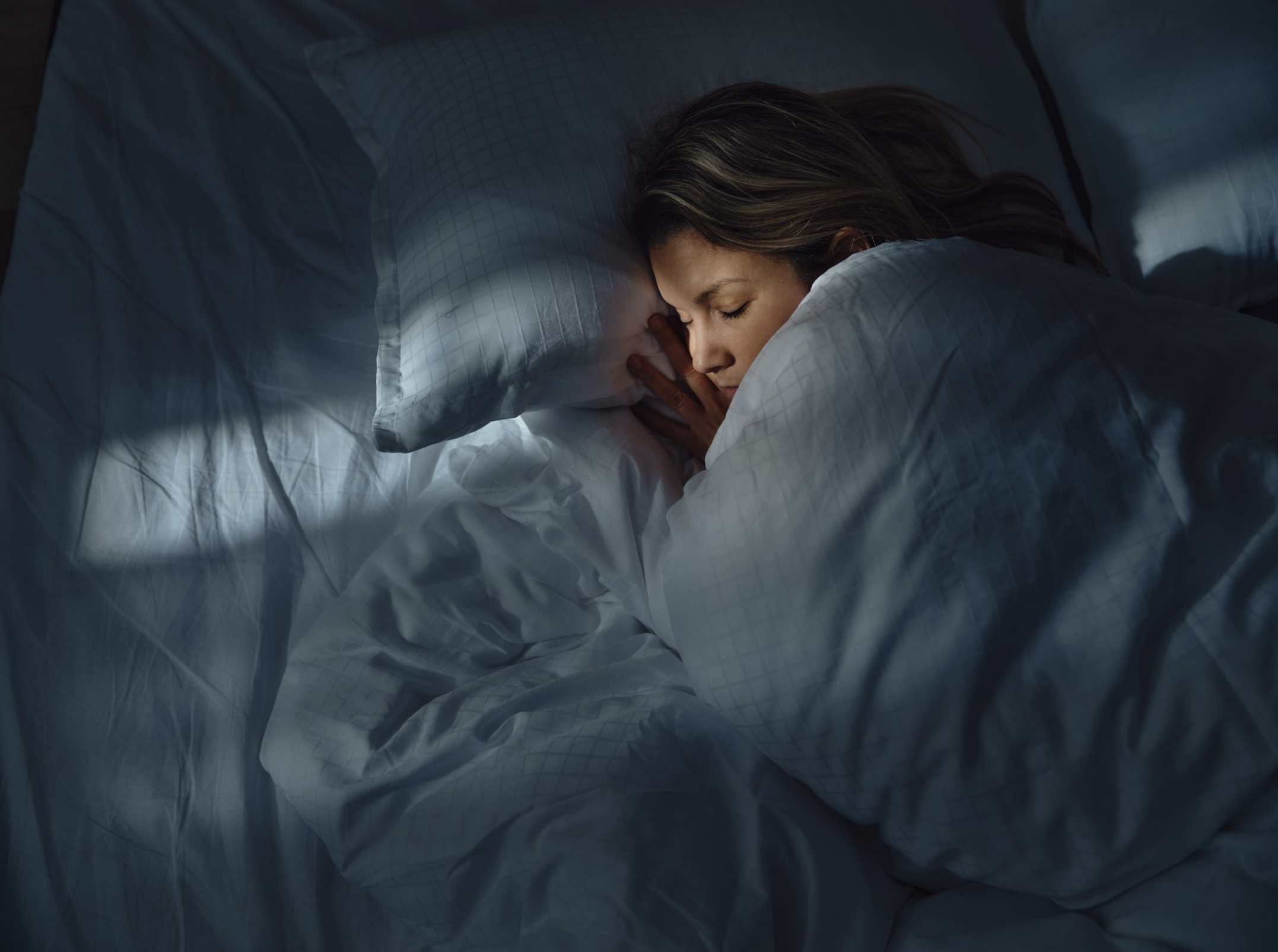 What Does It Mean to See the Face of a Dead Person in a Grave in a Dream?