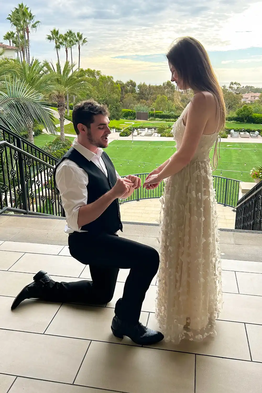 Rj Mitte Ve Eşi